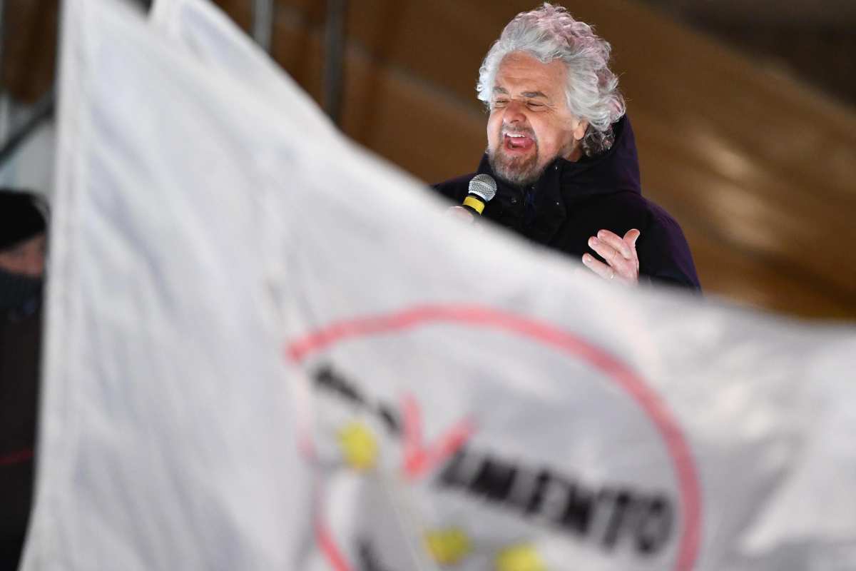 Guadagni Beppe Grillo Movimento 5 Stelle