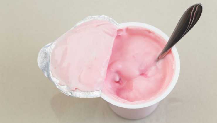 Pericolo coperchio yogurt