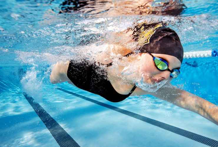5 semplici consigli per abituarsi a nuotare regolarmente