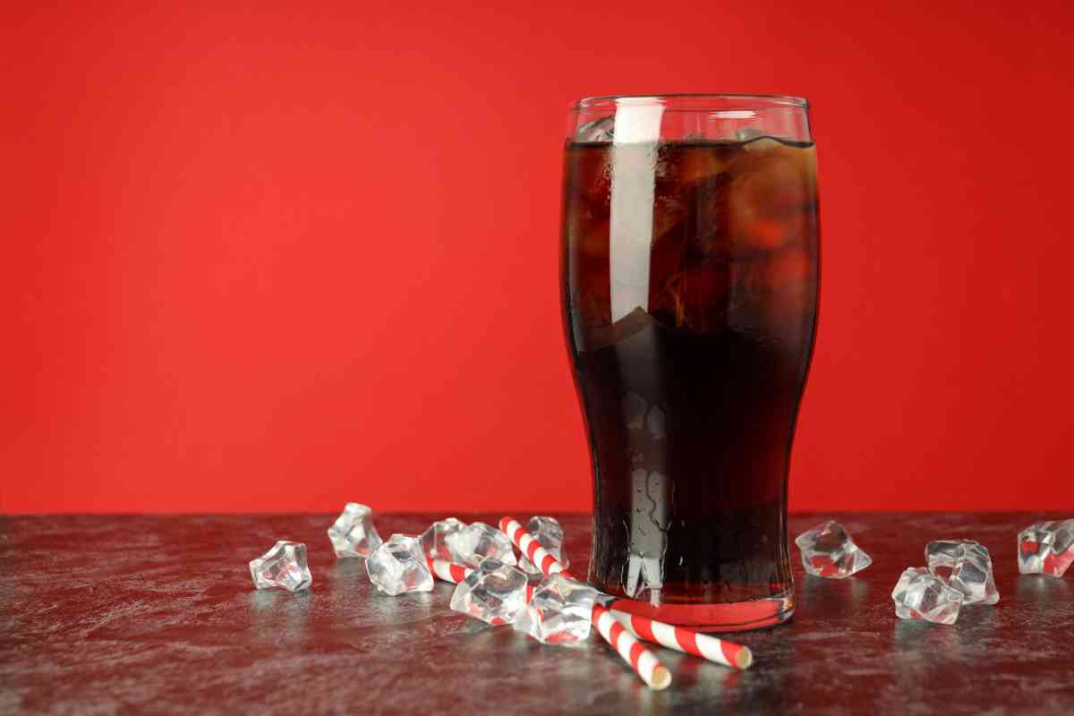 quanto zucchero c'è in un bicchiere di coca cola